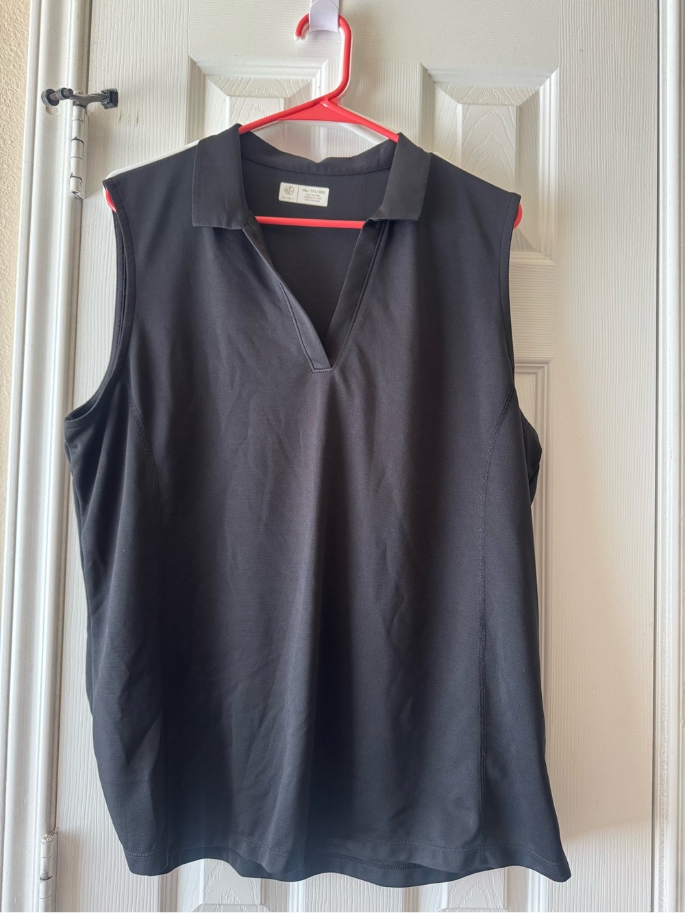 Sleeveless Black Polo Tank Top - Women Golf Shirt